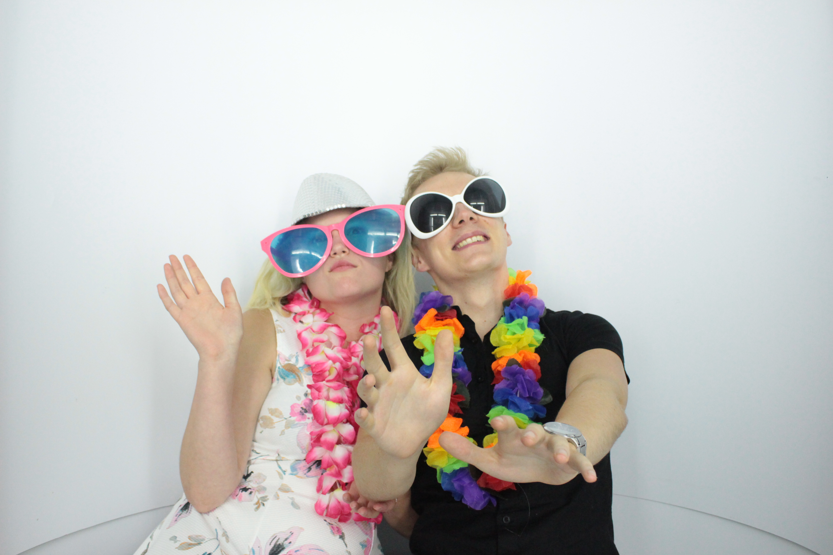 Martin & Colleen’s Joint 50th | View more photos from the event at gallery.myphotoboothexperience.co.uk/u/MyPhotoBoothExperienceLtd/Martin-Colleen’s-Joint-50th